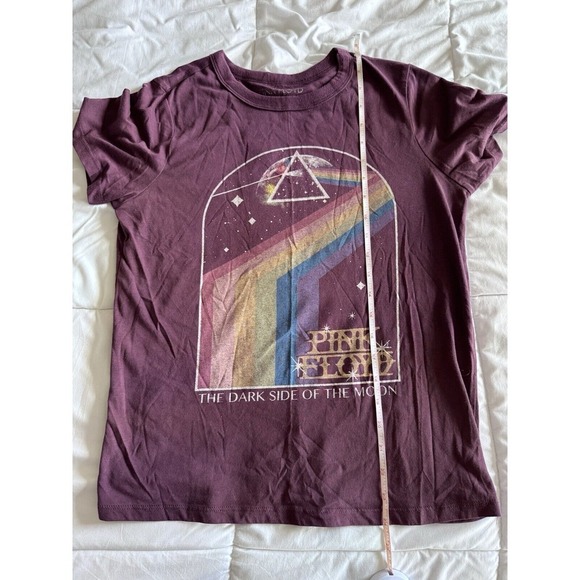 Pink Floyd Dark Side Of The Moon Purple Retro Size Small Shirt Short Sleeve EUC - Picture 7 of 9